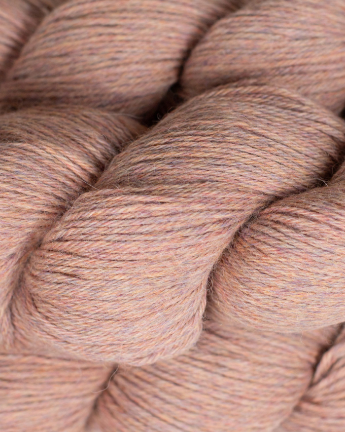 Amano Puna | 4110 Macaroon