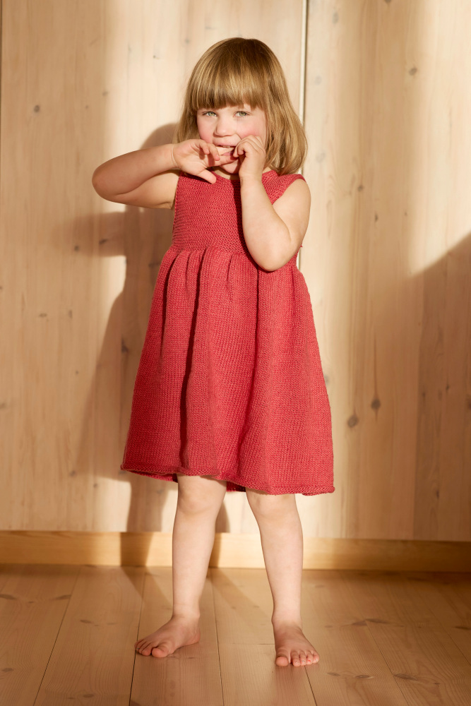 Rauma Mönsterblad Borghildkjole (517)